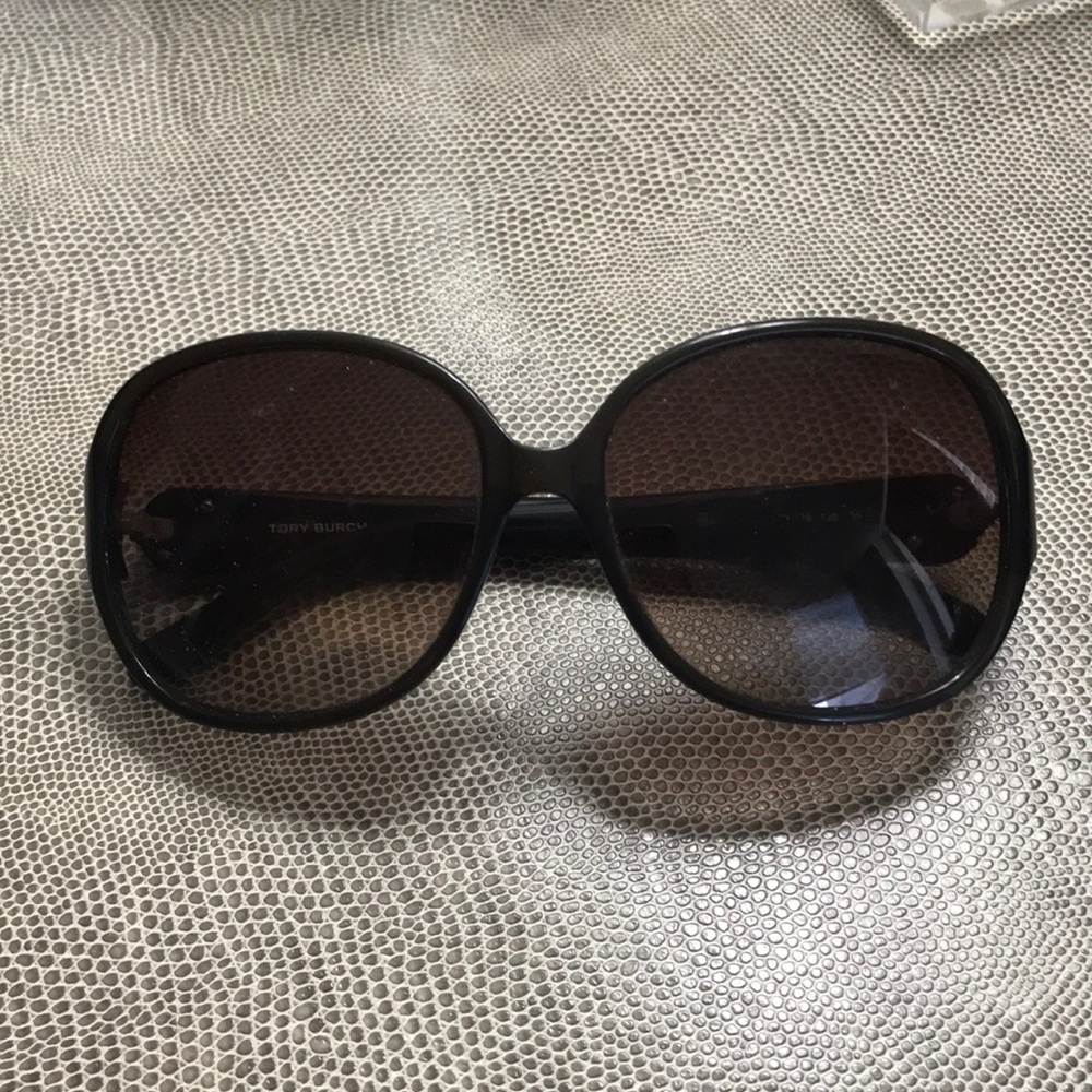 Tory burch sunglasses